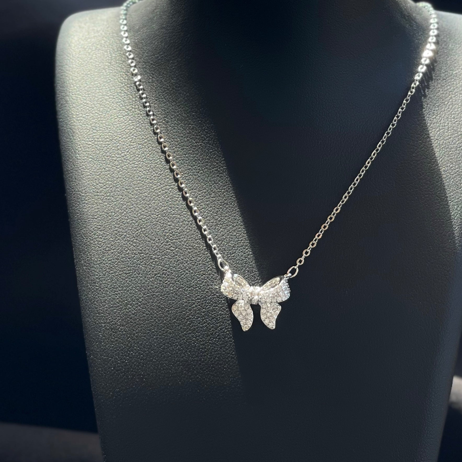 Twinkle Bow Necklace